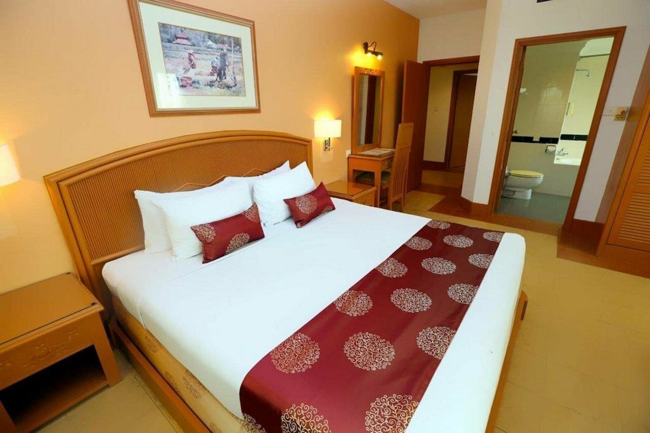 The Avenue M Hotell Johor Bahru Eksteriør bilde